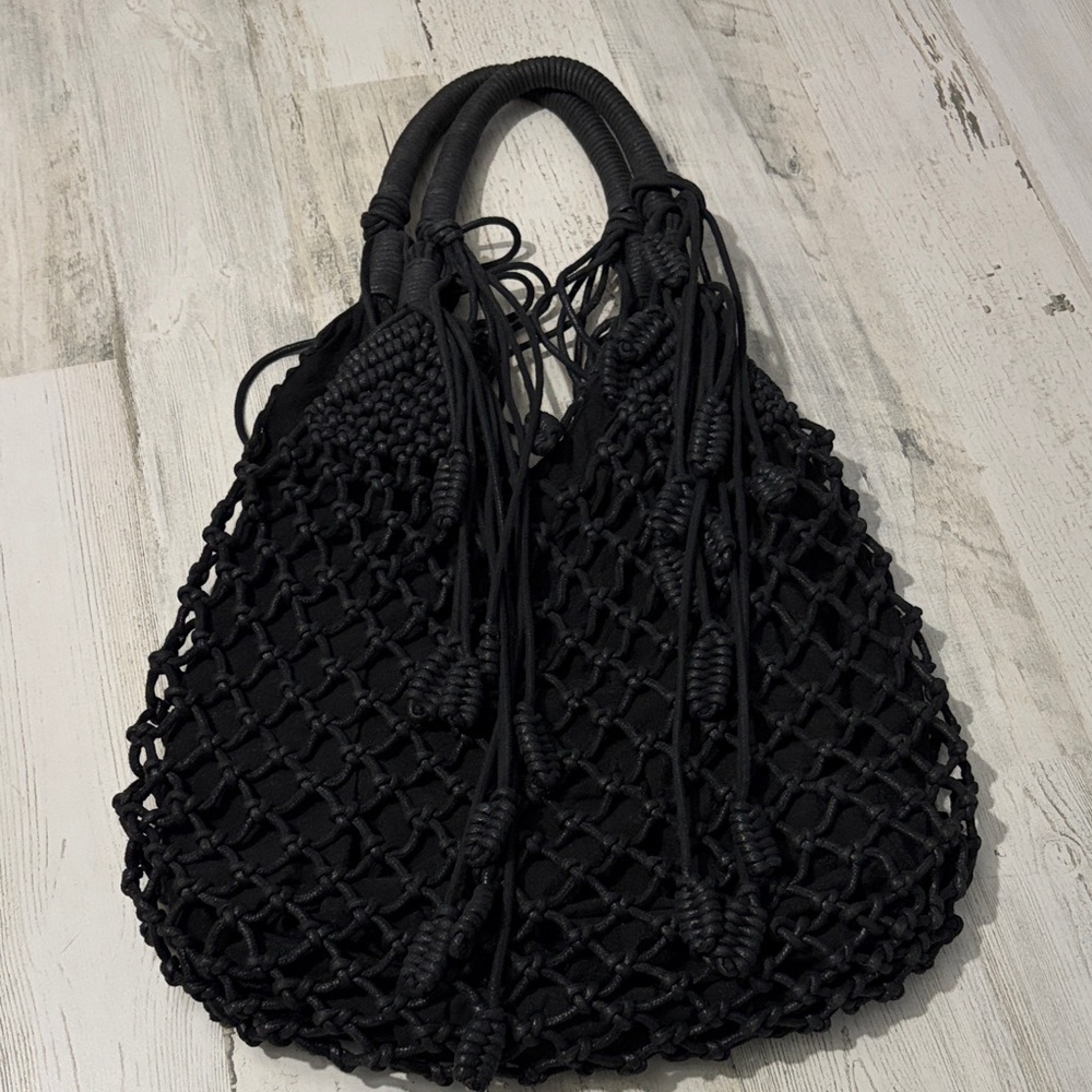 Monserat De Lucca Black Knotted Shoulder Bag - Picture 4 of 13